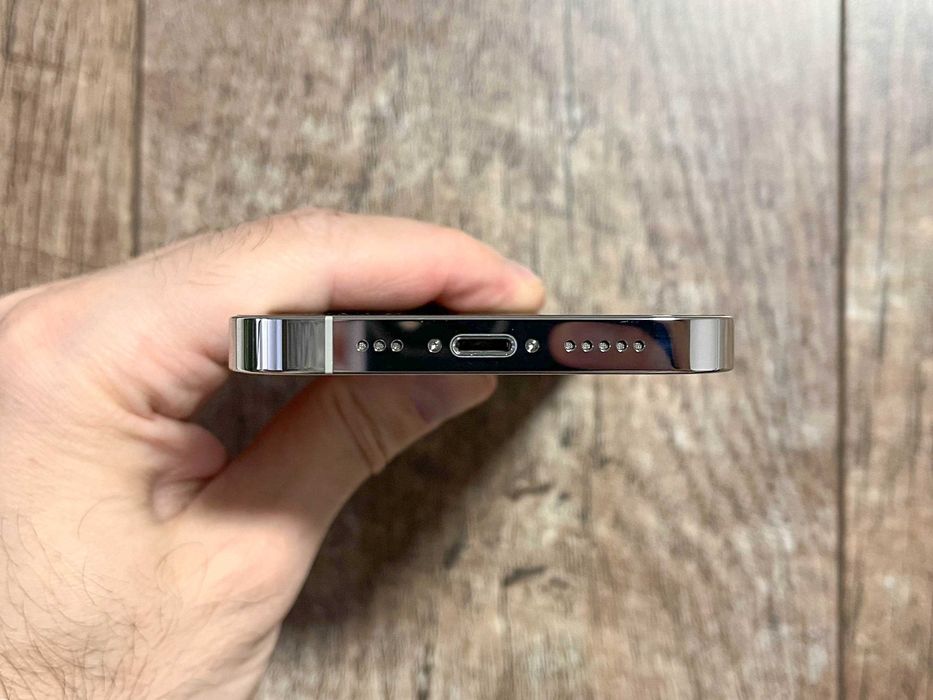 iPhone 14 Pro 128GB Silver Neverlock идеальное состояние 100% АКБ!