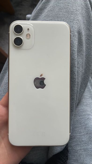 iphone 11 б/у стан нормальний