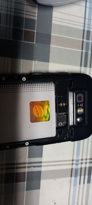 Telemóvel  Nokia e71-1