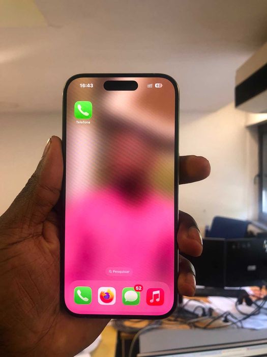 IPHONE 15 PRO cinza