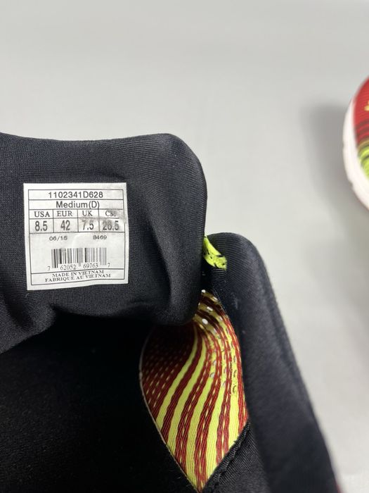 Кроссовки Brooks Hyperion 41 размер (по стельке 26 см)