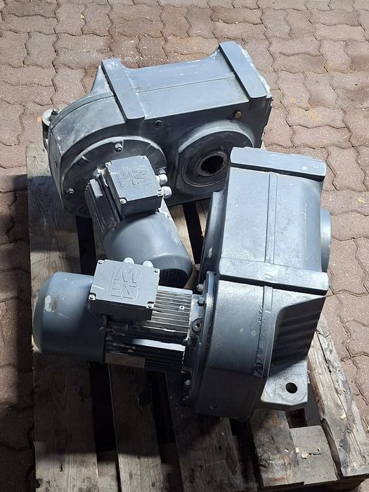 Motoreduktor 2.2kw. 5,5obr. z hamulcem. Sew. FA97