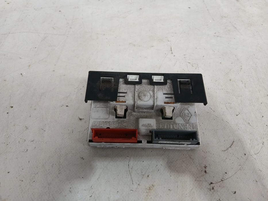 Display / ecrã de informações RENAULT Clio II (BB0/1/2_, CB0/1/2_)