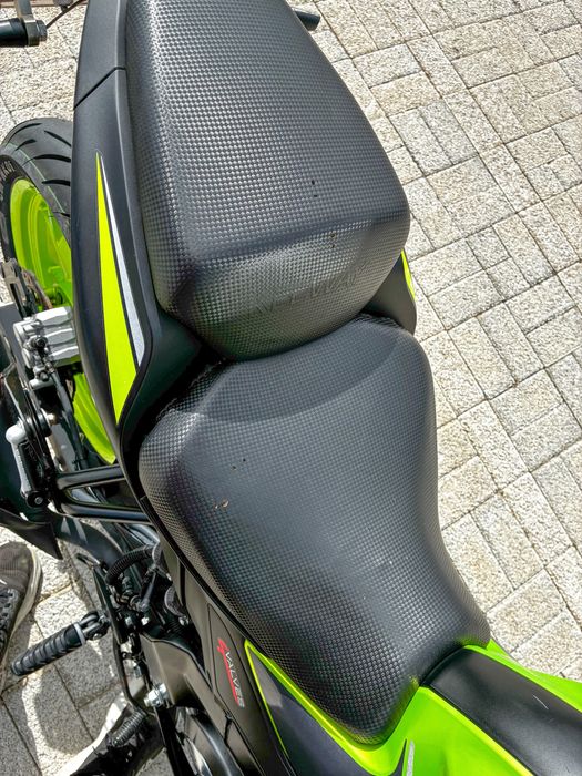 Keeway RKF 125 (2023) – Verde – 10.000 km (Diário/Fiável)