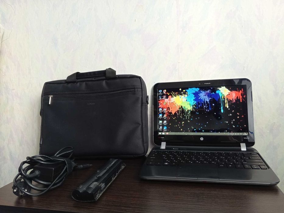 11.6”,2батареи по 6 часов,сумка,AMDE450,4GBDDR3,500HDD,HPPavillion DM1