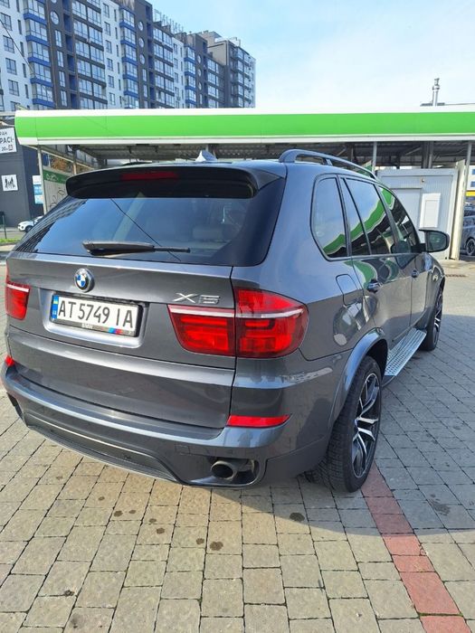 BMW x5 2012 рік.