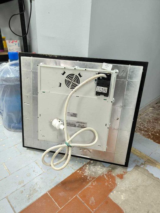 Варочна поверхня ELEYUS Moda 60bl