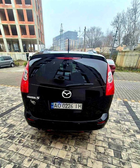 Продам Мазда 5 в хорошому стані