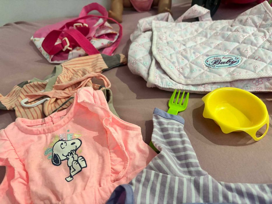 Lalka Baby Born plus akcesoria.