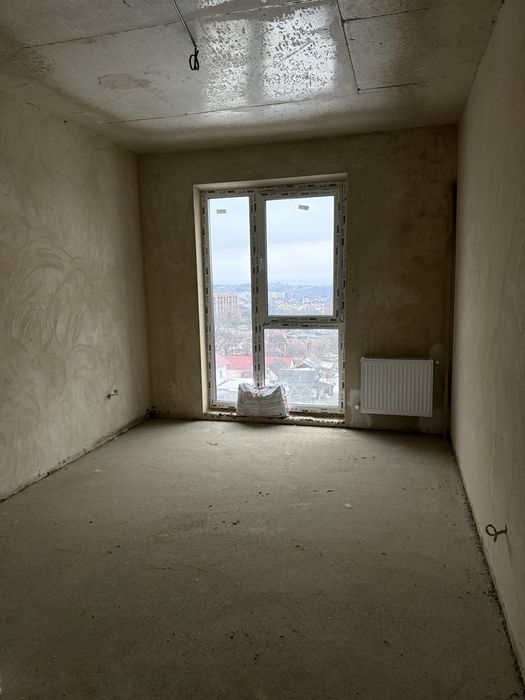 Продам квартиру в новобудові