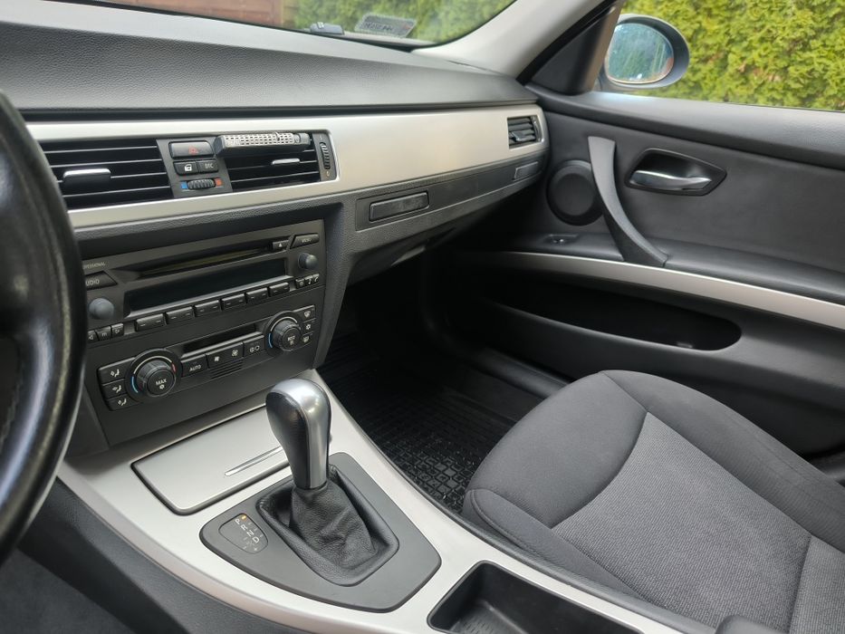 BMW E90 2.0 diesel 163km automat  2006r. 382000km