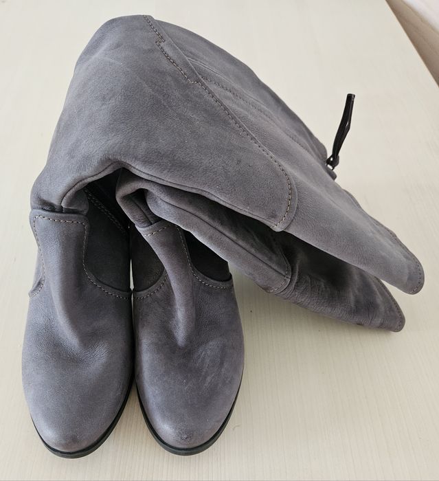 Buty damskie, kozaki z  długa cholewką; 38; Tamaris; caffe latte, beż