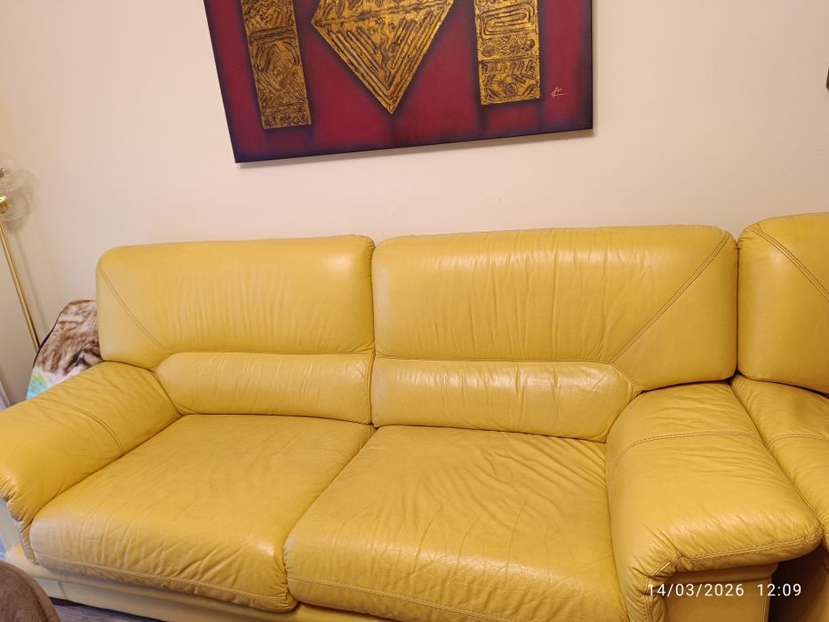 Sofás em pele amarelo