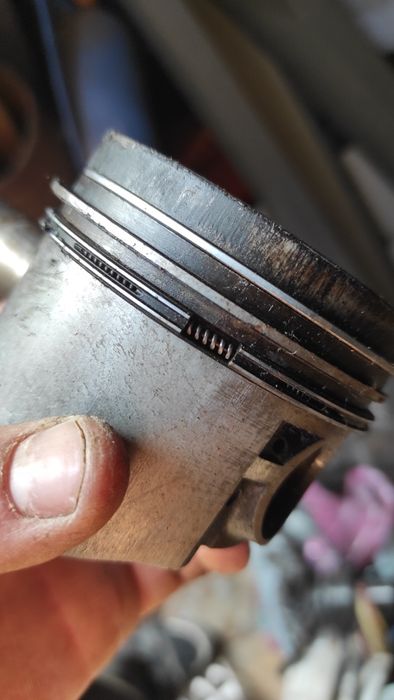 Ваз поршня 79.4 з кільцями