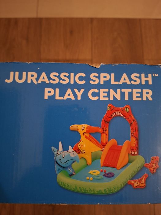 Okazja! Bardzo duży basen  Bestway - Jurassic Splasch 2,41x1,40x1,37m.