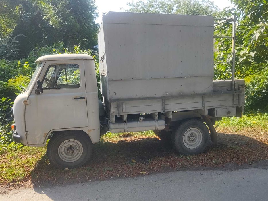 Уаз 3303 бортовий