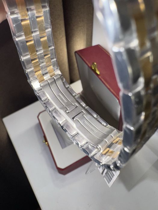 Часы женские Cartier 27  мм Кварцевые