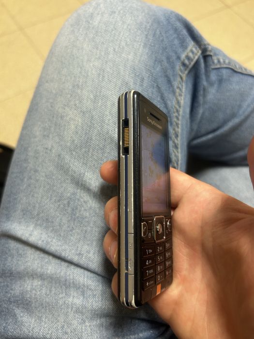 Sony Ericsson C510 dla dziecka lub seniora