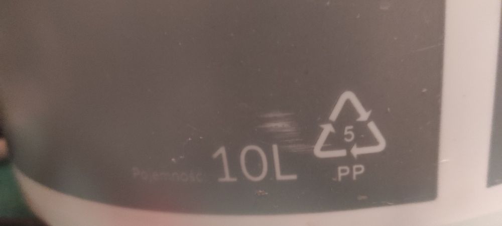 Farba akryl firmy kabe ,biała 5l