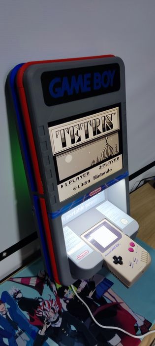 Quiosque artesanal GameBoy gigante
