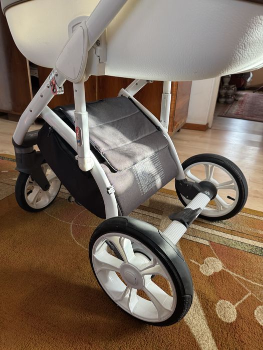 Wózek Roan Bass Soft – wersja ekoskóra – stan bardzo dobry