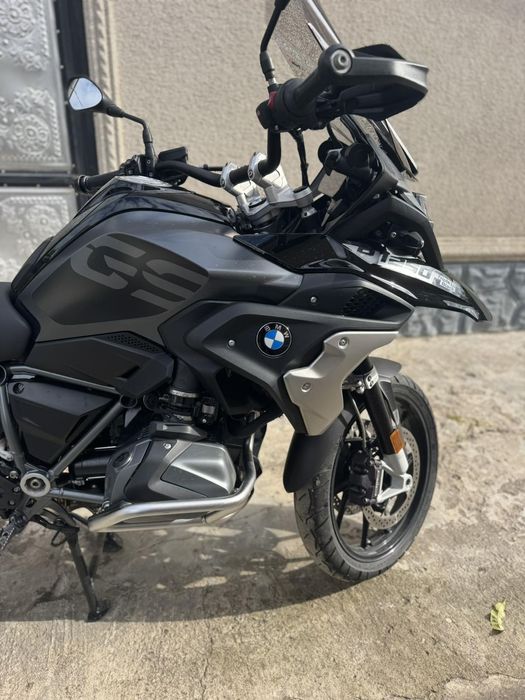 Мотоцикл BMW R1250 GS Triple black