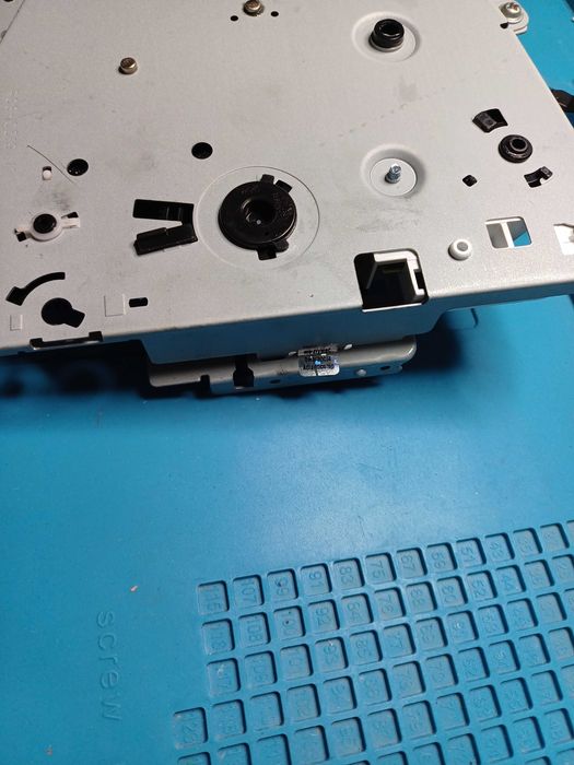 Mechanika Korpus Prawy Laser HP LaserJet P1102-Oryginalna, z Demontażu
