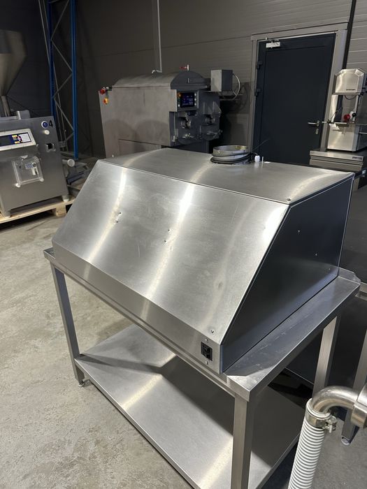 Okap nierdzewny z turbiną Okap gastronomiczny