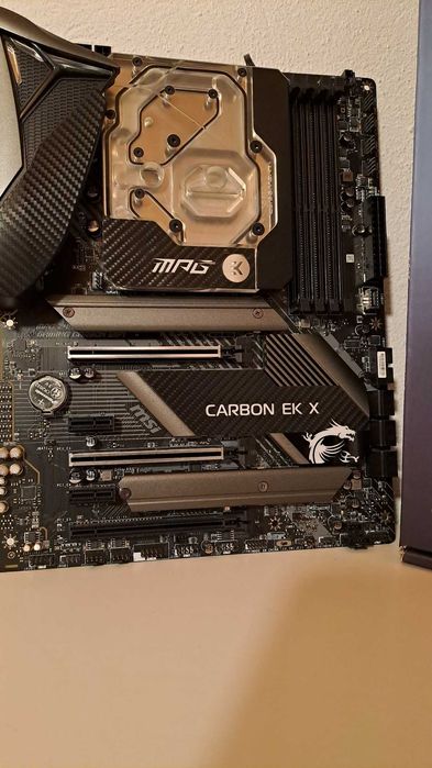 Motherboard MSI MPG Z490 CARBON EK X LGA 1200