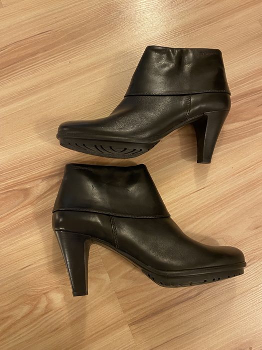 Skórzane czarne botki TAMARIS