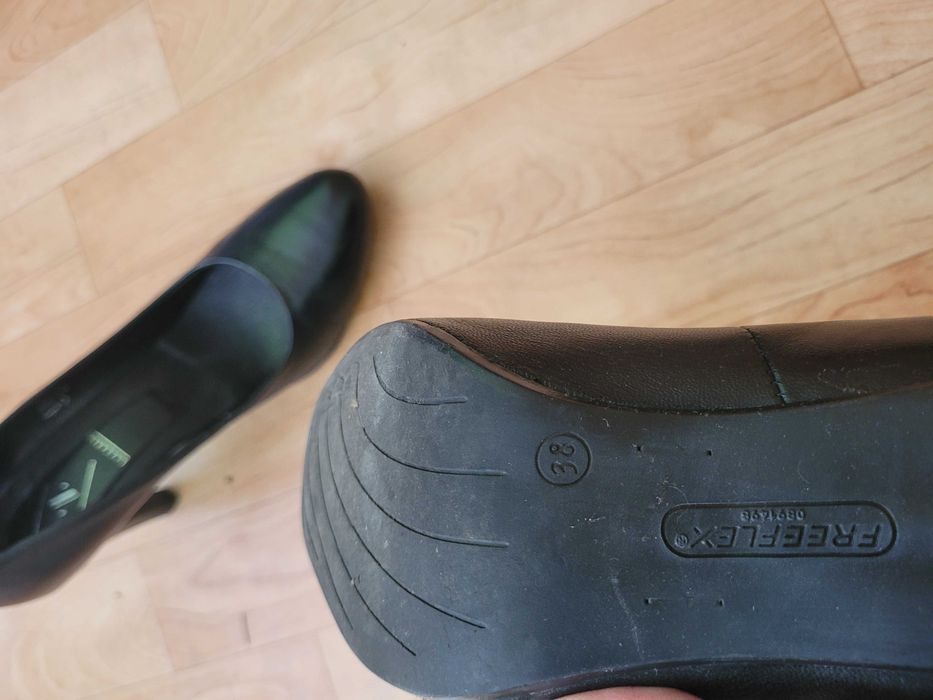 Półbuty Lazzarini rozmiar 38