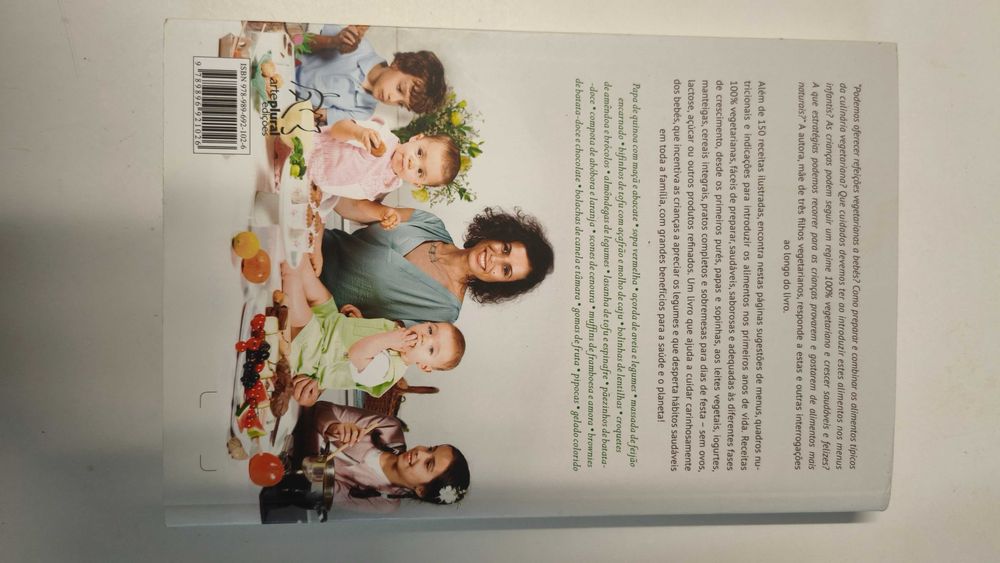 Livro Cozinha Vegetariana para Bebés e Crianças - Gabriela Oliveira