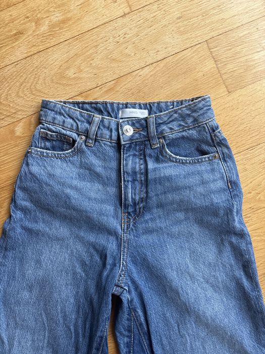 Szerokie jeansy marki MNG