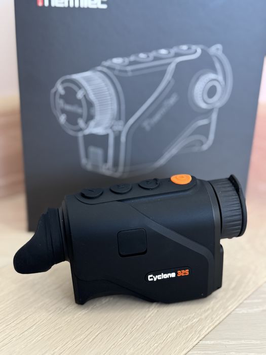 Тепловізор ThermTec Cyclone 325 (25 мм, 384x288, 1300 м, NETD ≤20 мК)