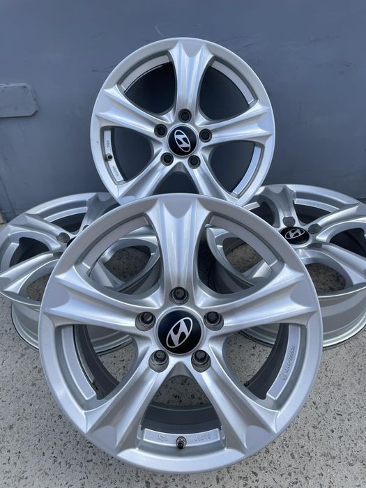 Диски литі оригінал 5×114.3 R16 Hyundai