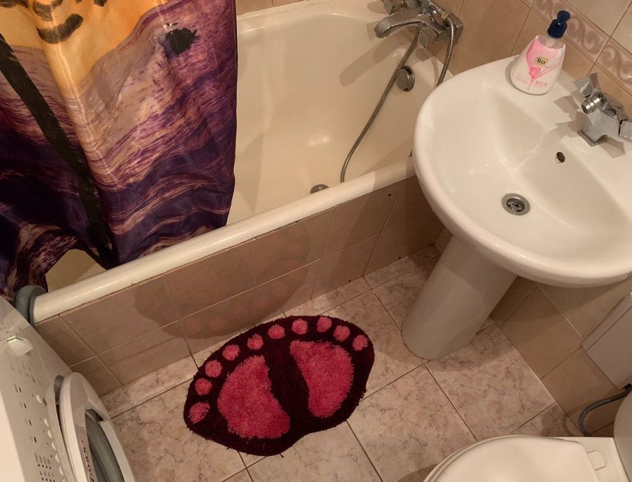 Подобово квартира від власника 5хв пішки Метро Святошино вулВерховинна