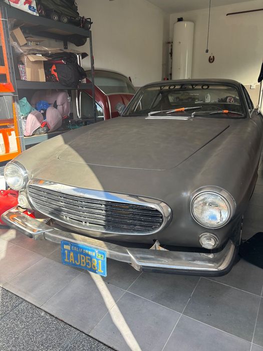 Volvo P1800