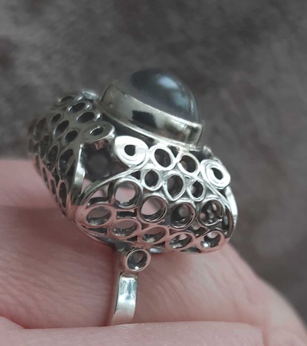 Srebrny pierścionek z kryształem górskim wzór Imago Artis