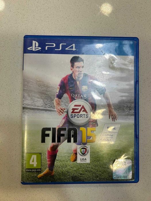 Playstation 4 slim 500meg 3comandos+3 jogos fifa 15.21.22fc24
