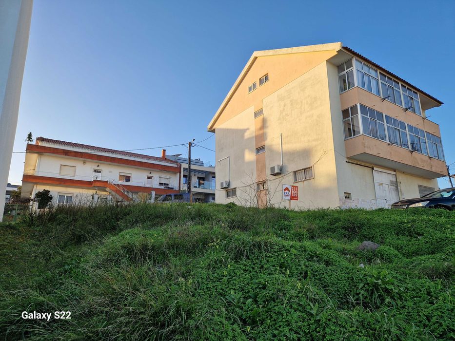 Terreno em Famões – 02 Frentes | Oportunidade | Melhor m2 da Região