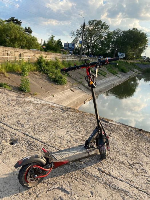 Електросамокат Kugoo kirin m4 pro