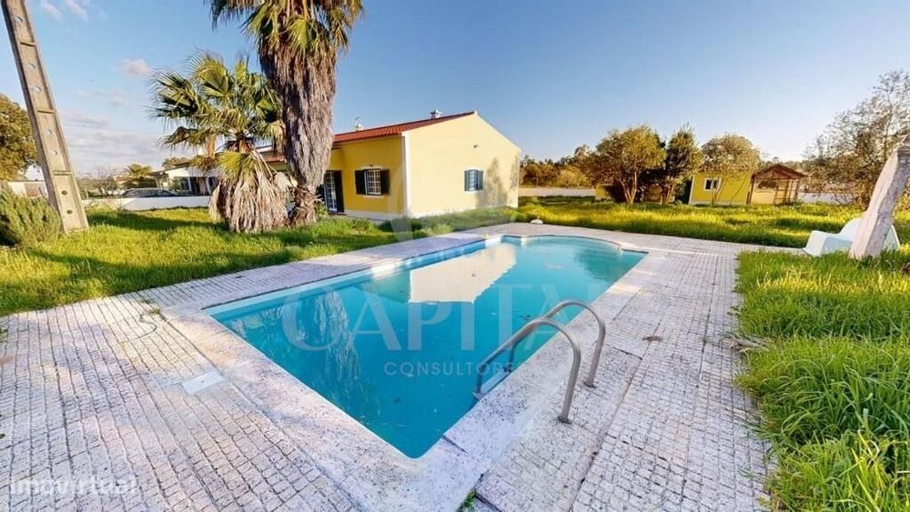 Moradia V3 com Piscina e Amplo Terreno em Granhos/Cocharro – Conforto