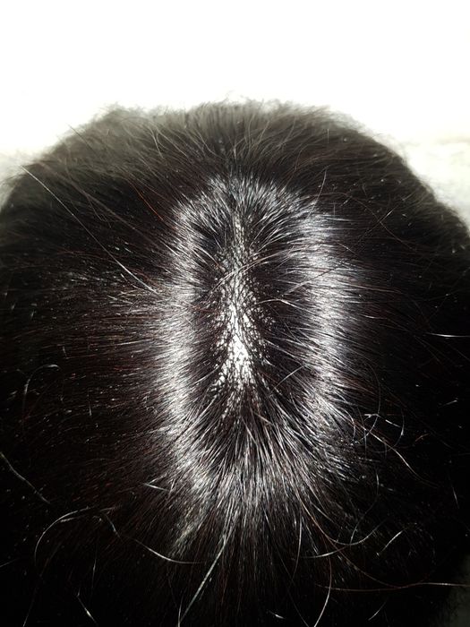 Перука з натурального волосся