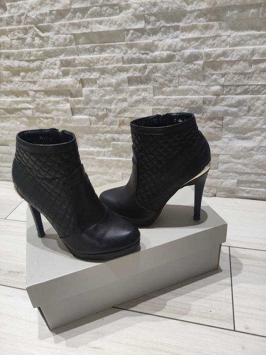 Botki damskie lekko ocieplane rozmiar 37