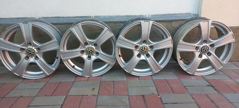 Диски R16 5x120 DIA 65.1