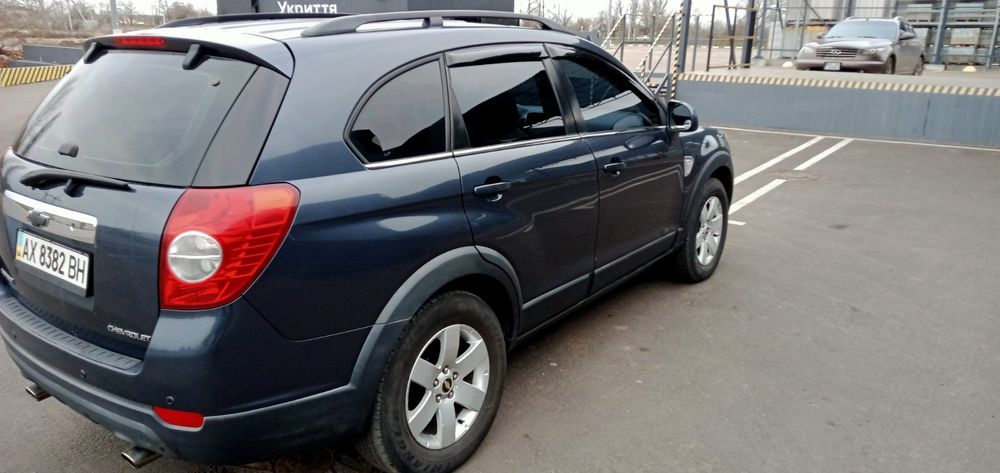 Продаю Шевроле Каптива