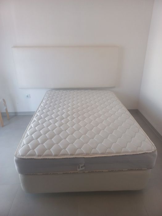 Sommier+cabeceira+colchão