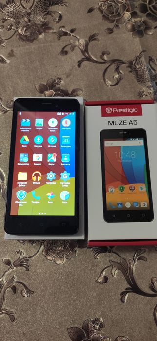 Мобільний телефон Prestigio MultiPhone Wize P3 3508 Black