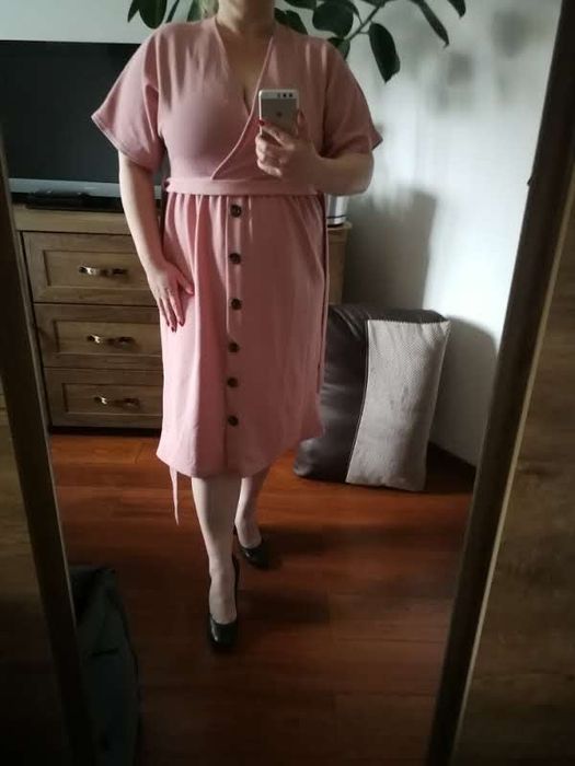 Sukienka Plus Size Pudrowy róż komunia baby shower wiosna 2026