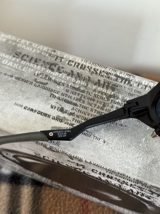 Oakley Plantaris Prizm Ruby